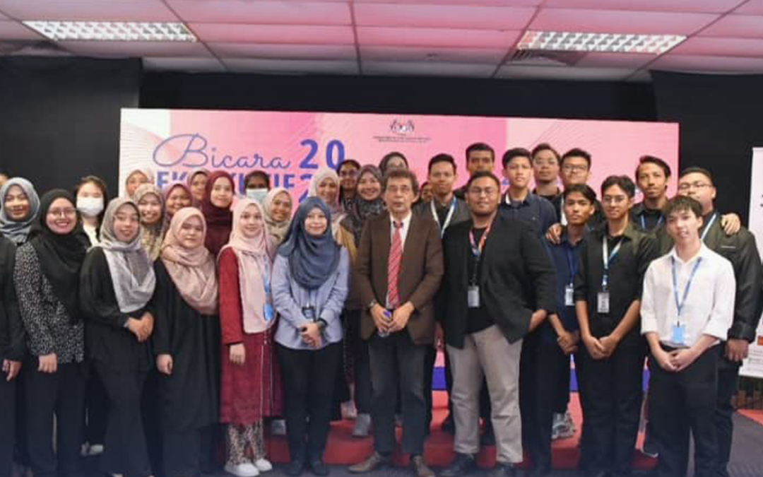 Inspiring Innovation: Diploma in Physiotherapy Students Attend a Special Talk at the National Library of Malaysia