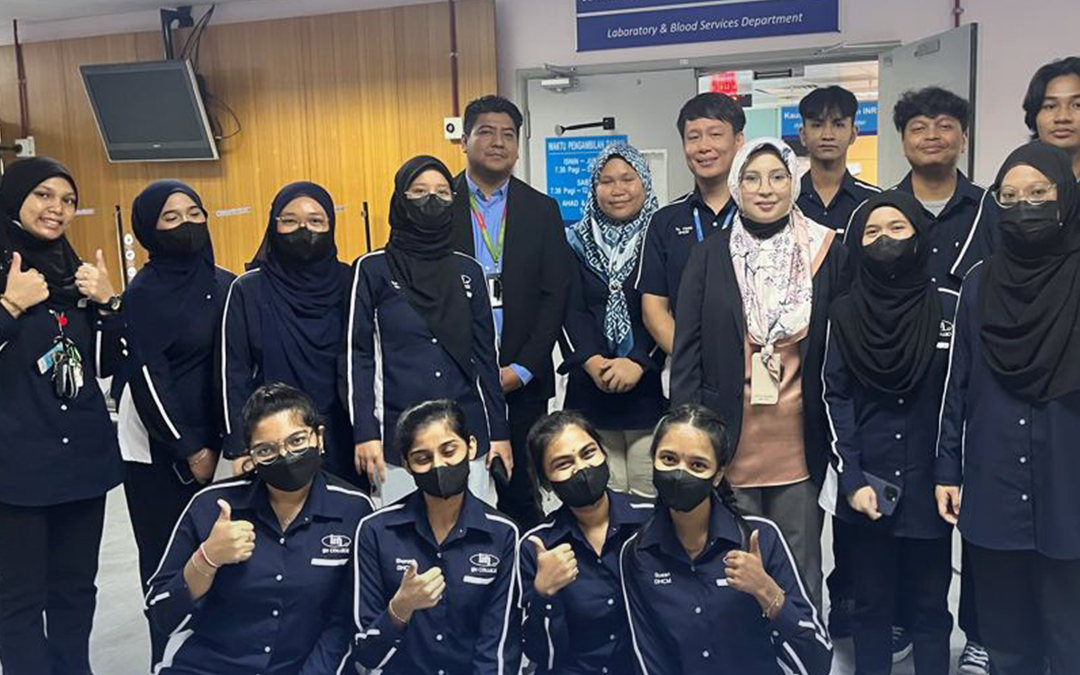 Diploma in Healthcare Management Students Gain Real-World Insights at IJN Laboratory Service