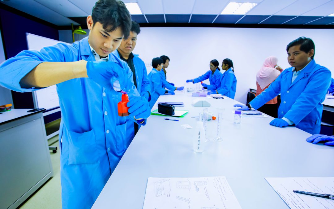 DIPLOMA IN PHARMACY: A PATHWAY TO A REWARDING CAREER IN HEALTHCARE