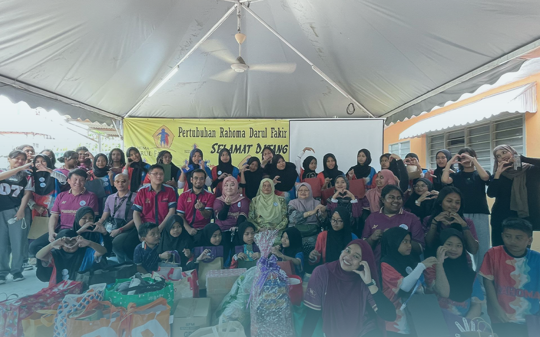 PharmaCare Community Outreach by Pharmacy Club IJN University College at Rahoma Darul Fakir