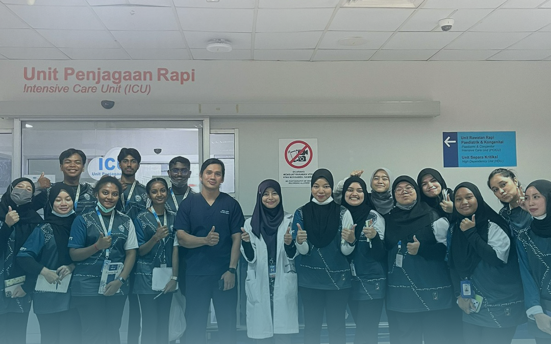 Physiotherapy Students Gain First-Hand Experience at IJN’s ICU and CCU