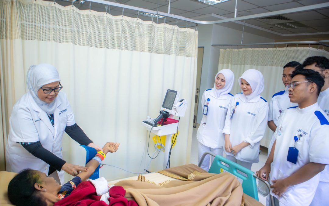 Bachelor of Nursing Science (Hons): A Career of Purpose, Stability and Impact